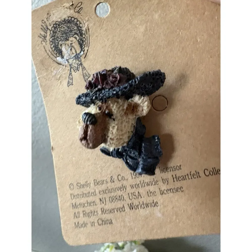 Vintage Shelly Bears Teddy Bear Brooch Pin 1997 Hat Roses NOS Light Bear Scarf